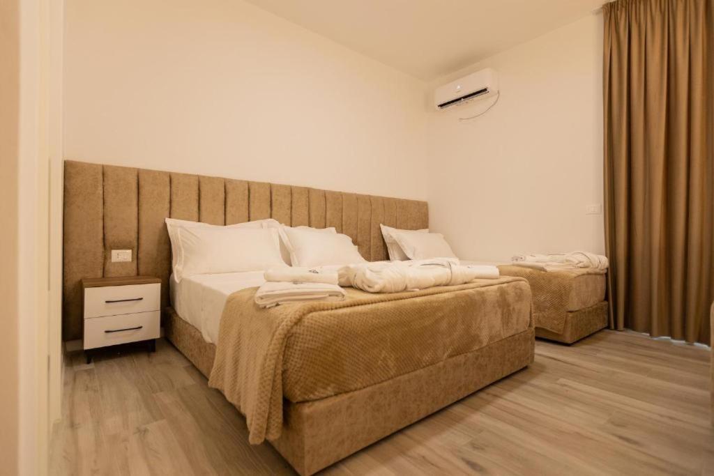 Zani'S Villa Vlorë Habitación foto